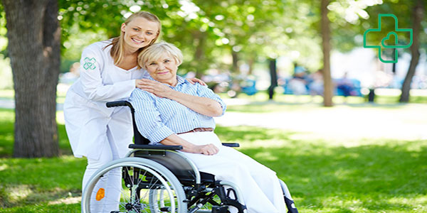 ویژگی های مراقب بیمار سالمند ویلچری در منزل چیست؟